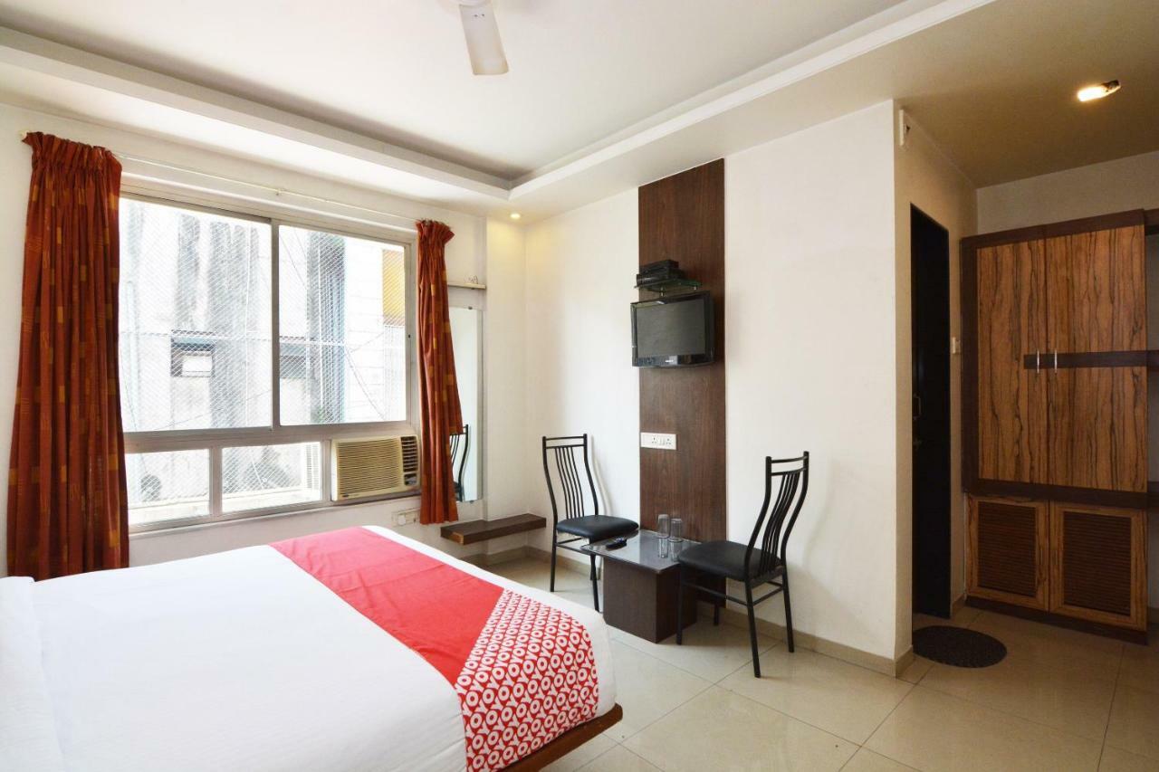 Oyo 24197 Saptaruchi Hotel Pimpri-Chinchwad Eksteriør billede